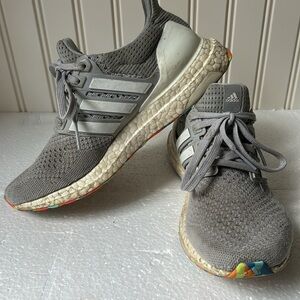 Adidas Ultra boost 1.0 lace up sneakers Rainbow soles Youth kids size 5.5 grey
